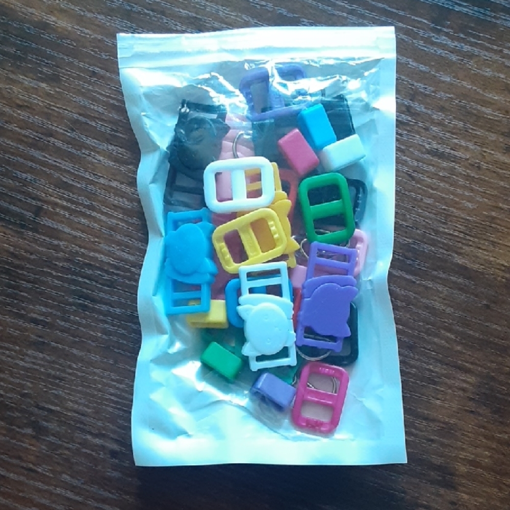 Colorful Plastic Buckles Set